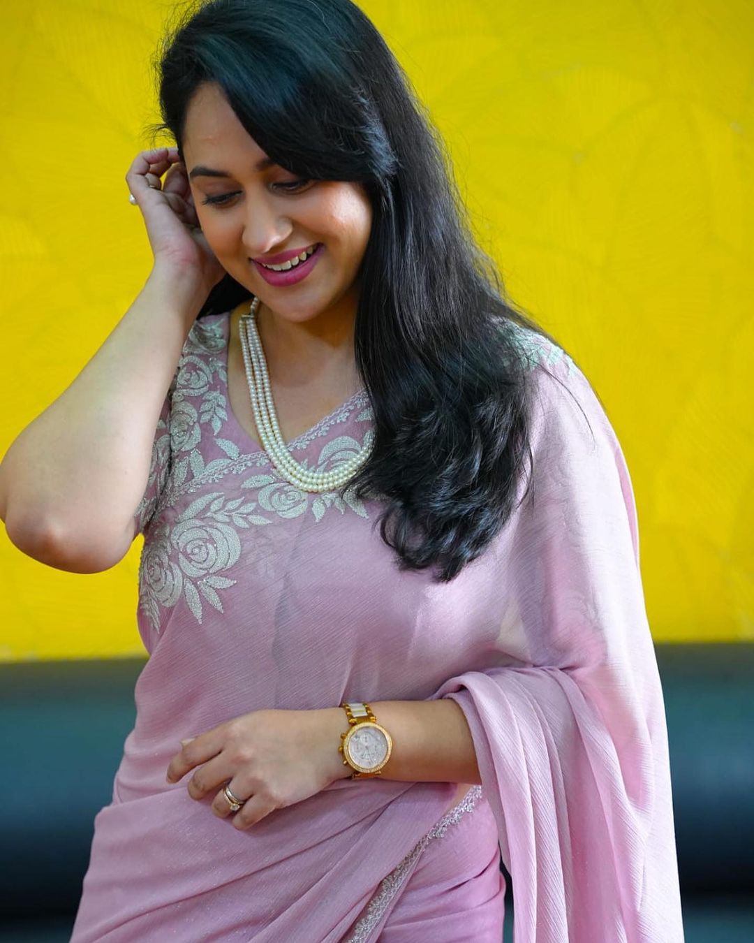 malayalam actress miya george stills in violet saree